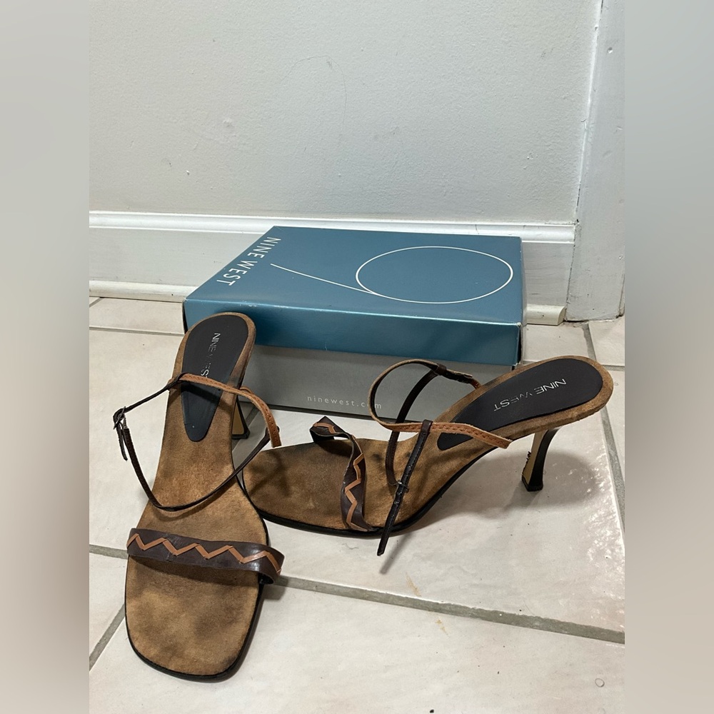 Nine West Tan and Brown Heels Size 11